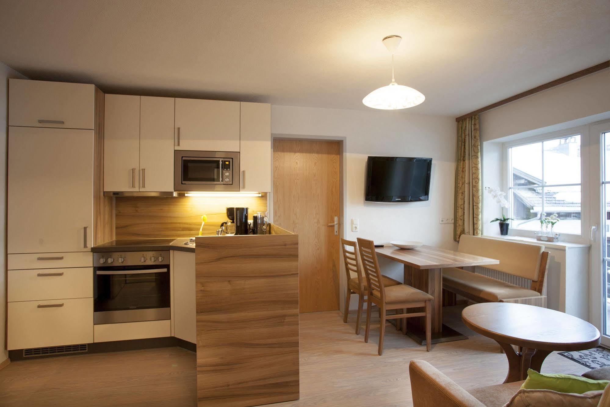 Apartahotel Alpenhof Waengle