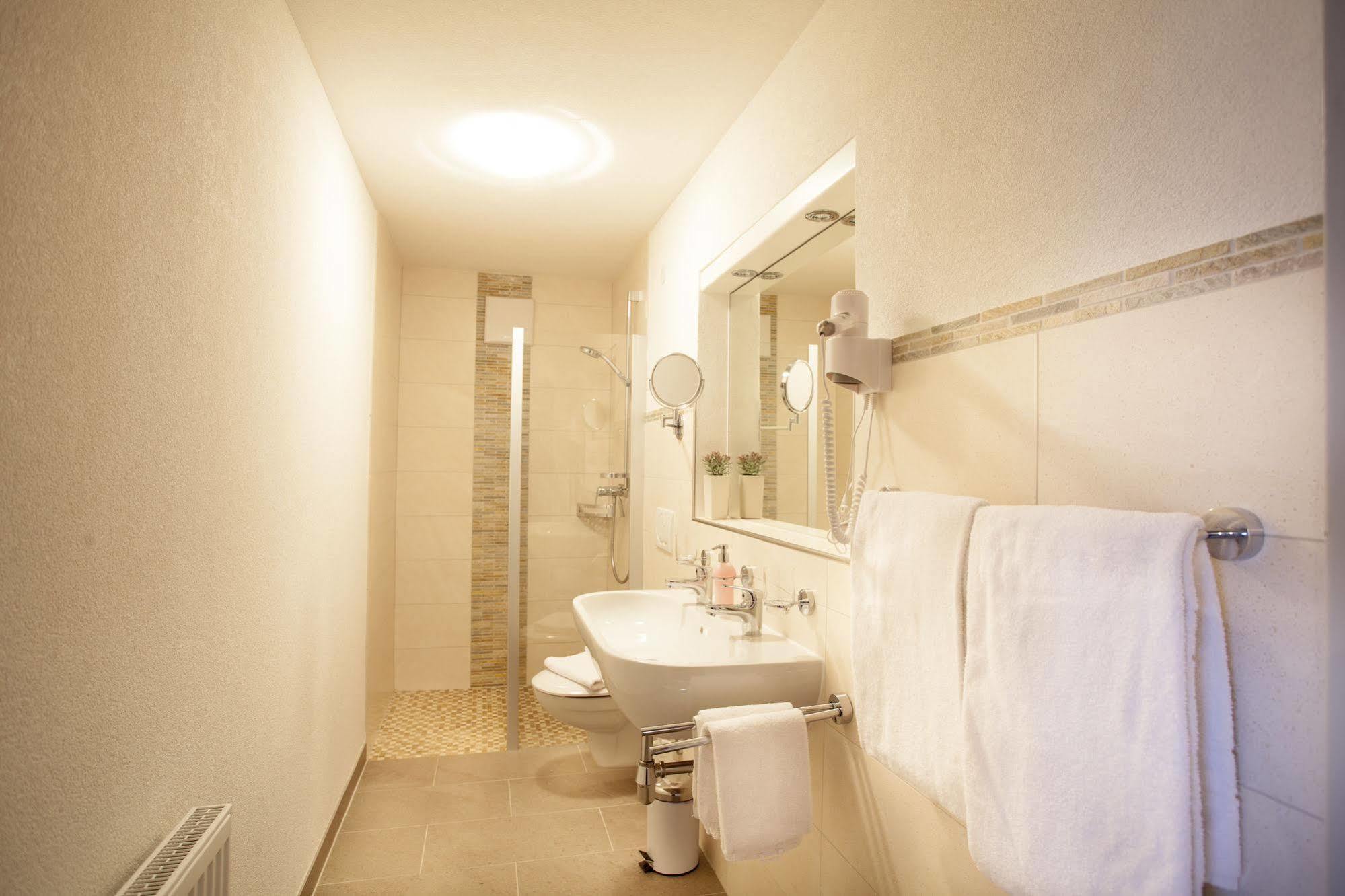 Alpenhof Waengle Apartahotel 3*